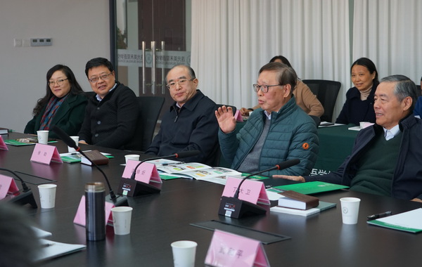 座谈会 (2).JPG